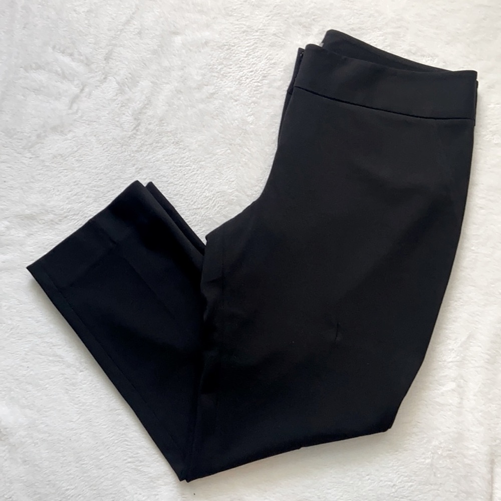 🌟 Vince Camuto black slacks - tapered leg 🌟